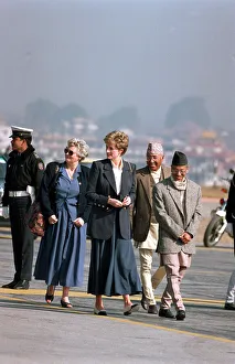DIANA, PRINCESS OF WALES AND BARONESS LYNDA CHALKER DURING VISIT TO NEPAL - MARCH 1993 DIANA, PRINCESS OF WALES AND BARONESS LYNDA CHALKER DURING VISIT TO NEPAL - MARCH 1993
