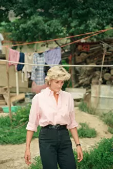 Images Dated 10th August 1997: Diana, Princess of Wales as she makes a three day visit to Bosnia - Herzegovina as part