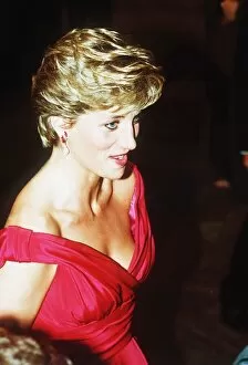 Images Dated 14th November 1990: Diana, Princess of Wales, wearing a Victor Edelstein evening dress to a performance of