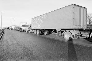 Diesel Fuel Queues, Corley Service Station, Birmingham, Wednesday 12th December 1973 Diesel Fuel Queues, Corley Service Station, Birmingham, Wednesday 12th December 1973