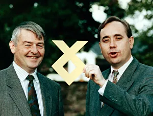 Doctor W. Allan Macartney and Alex Salmond with the SNP logo. 18th September 1991 Doctor W. Allan Macartney and Alex Salmond with the SNP logo. 18th September 1991