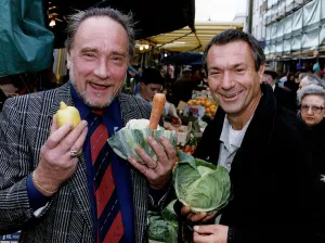Don Henderson and Michael Elphick actors in the TV Programme Absolute Beginners Guide to Don Henderson and Michael Elphick actors in the TV Programme Absolute Beginners Guide to