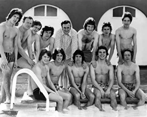 Images Dated 28th January 1975: Don Revie England football manager seen here with the national team beside the pool