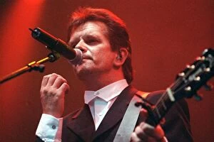 Images Dated 28th August 1997: Donnie Munro singer at his last Runrig concert August 1997 At Stirling Castle