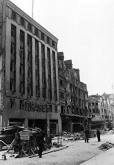 Drages, Oxford Street, London, blitzed. 20th April 1941 Drages, Oxford Street, London, blitzed. 20th April 1941
