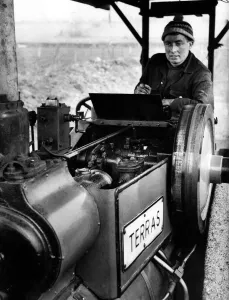 Most drivers prefer to wait for the weekend before letting off steam Most drivers prefer to wait for the weekend before letting off steam