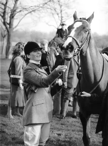 Duchess of York before mounting the horse Aldaniti winner of the 1981 Grand National to Duchess of York before mounting the horse Aldaniti winner of the 1981 Grand National to