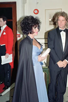 Images Dated 6th November 1991: Elizabeth Taylor and her husband Larry Fortensky at a gala dinner in aid of the AIDS