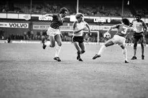 Images Dated 18th December 1982: English League Division One match at Goodison Park Everton 5 v Luton Town 0