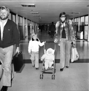 Entertainer Cilla Black seen here at Heathrow Airport with her husband and children Entertainer Cilla Black seen here at Heathrow Airport with her husband and children