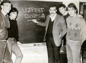 EQI EUROPEAN CUP DRAW DECEMBER 1983 DRAWS ABERDEEN WITH UJPEST DOZSA PLAYERS EQI EUROPEAN CUP DRAW DECEMBER 1983 DRAWS ABERDEEN WITH UJPEST DOZSA PLAYERS