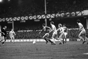 Everton 3 v. Coventry 0. Division One Football. February 1981 MF01-32 Everton 3 v. Coventry 0. Division One Football. February 1981 MF01-32