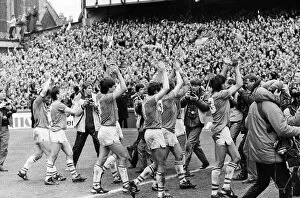 Images Dated 6th May 1985: Everton clinched the league title for the eighth time in their history with a 2-0 win