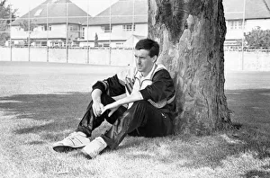 Everton footballer Kevin Sheedy back at Bellefield. 3rd July 1990 Everton footballer Kevin Sheedy back at Bellefield. 3rd July 1990