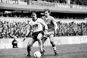 Images Dated 23rd March 1985: Everton v. Arsenal. March 1985 MF20-13-051 The final score was a two nil victory