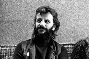 Ex Beatle Ringo Starr. April 1975 75-1771-007 Ex Beatle Ringo Starr. April 1975 75-1771-007