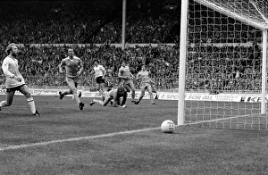 F. A. Cup Final. Manchester City 1 v. Tottenham Hotspur 1. May 1981 MF02-30-107 F. A. Cup Final. Manchester City 1 v. Tottenham Hotspur 1. May 1981 MF02-30-107