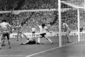 Images Dated 8th May 1981: F. A. Cup Final Wembley. May 1981 LF06-38-047