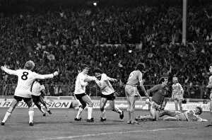Images Dated 14th May 1981: FA Cup Final Replay. Tottenham Hotspur 3 v. Manchester City 2 Ricardo Villa