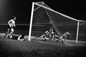Images Dated 10th March 1981: FA Cup Quarter-final replay held at the Molineux Stadium