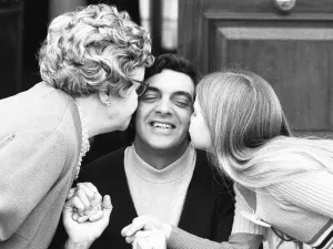 Famous entertainer Frankie Vaughan met the oldest and the youngest of his fan club Famous entertainer Frankie Vaughan met the oldest and the youngest of his fan club