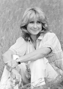 Felicity Kendal from the TV programme Solo July 1982 sitting in grass Felicity Kendal from the TV programme Solo July 1982 sitting in grass