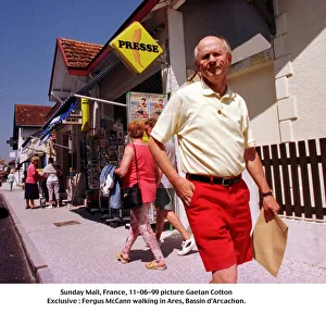 Fergus McCann villa Ares France June 1999 former Celtic chief executive staying in Fergus McCann villa Ares France June 1999 former Celtic chief executive staying in