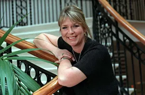 Mirror/0100to0199 00145/fern britton tv presenter september 1998 Mirror/0100to0199 00145/fern britton tv presenter september 1998