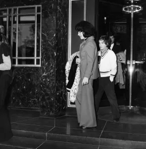 Film actress Elizabeth Taylor leaving her hotel in London as she prepares to fly to Film actress Elizabeth Taylor leaving her hotel in London as she prepares to fly to