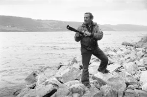 Frank Searle a photographer who studied the disputed existence of the Loch Ness Monster Frank Searle a photographer who studied the disputed existence of the Loch Ness Monster