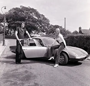 Frank Worthington Huddersfield fooballer seen here withnhis girlfriend Vicki Frank Worthington Huddersfield fooballer seen here withnhis girlfriend Vicki