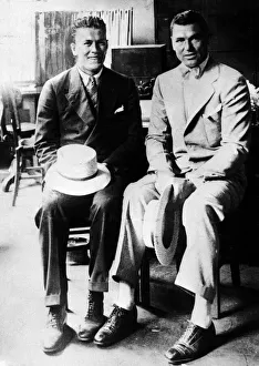 Gene Tunney (left) and Jack Dempsey. September 1927 Gene Tunney (left) and Jack Dempsey. September 1927