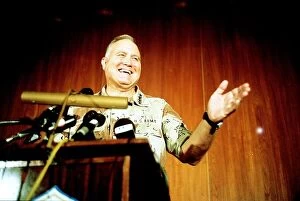 Images Dated 1st August 1990: General Norman Schwarzkopf talking to his men during the Gulf crisis August 1990
