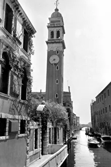General scenes in Venice. April 1975 75-2202-009 General scenes in Venice. April 1975 75-2202-009