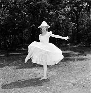 Glamour girl Val Hollman. January 1960 M4307-015 Glamour girl Val Hollman. January 1960 M4307-015