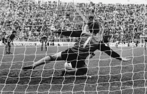 Glasgow Rangers 0 v Dundee United 0. Scottish Cup Final match at Hampden Park Glasgow Rangers 0 v Dundee United 0. Scottish Cup Final match at Hampden Park