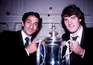 Glenn Hoddle and Ossie Ardiles hold the FA Cup for Tottenham Hotspur Glenn Hoddle and Ossie Ardiles hold the FA Cup for Tottenham Hotspur