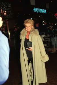 Gloria Hunniford TV Presenter February 1994 at the film premiere of Schindlers List Gloria Hunniford TV Presenter February 1994 at the film premiere of Schindlers List