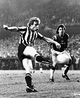 GOAL - Ian Stewart volleys home Newcastle's first last night. 16th April 1986 GOAL - Ian Stewart volleys home Newcastle's first last night. 16th April 1986