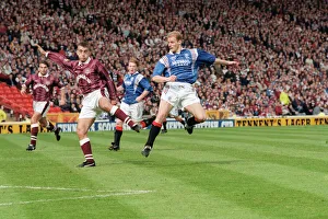Gordon Durie Rangers football player scores goal against Hearts. 18th May 1996 Gordon Durie Rangers football player scores goal against Hearts. 18th May 1996
