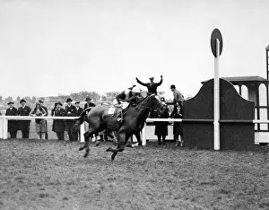 Grand National 1930. P009329 Aintree, Liverpool Grand National 1930. P009329 Aintree, Liverpool
