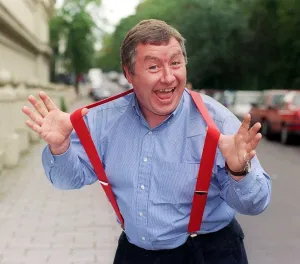 Gregor Fisher wearing red braces September 1999 Gregor Fisher wearing red braces September 1999