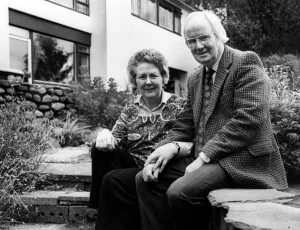 Gwynfor Evans with his wife Rhiannon at their Llangadog home. 17th September 1980 Gwynfor Evans with his wife Rhiannon at their Llangadog home. 17th September 1980