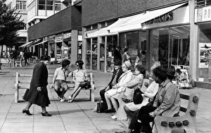 Images Dated 1st September 1971: The Hayes, is a commercial area in Cardiff, Wales. September 1971