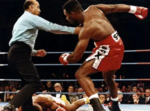 Heavyweight boxer Lennox Lewis tin action during his fight against Donovan " Heavyweight boxer Lennox Lewis tin action during his fight against Donovan "