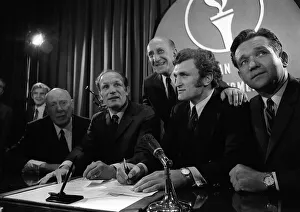 Henry Cooper and Joe Bugner sign to meet for the British Heavyweight crown on March 16th Henry Cooper and Joe Bugner sign to meet for the British Heavyweight crown on March 16th