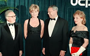 HENRY KISSINGER, PRINCESS DIANA COLIN POWEELL AND BARBARA WALTERS AT A HUMANITARIAN HENRY KISSINGER, PRINCESS DIANA COLIN POWEELL AND BARBARA WALTERS AT A HUMANITARIAN