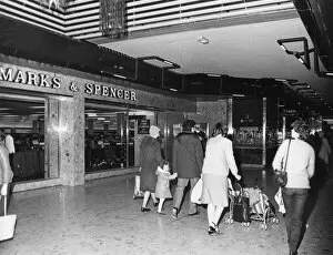 Images Dated 17th February 1983: Hill Street Centre, Middlesbrough, 17th February 1983. Marks and Spencer
