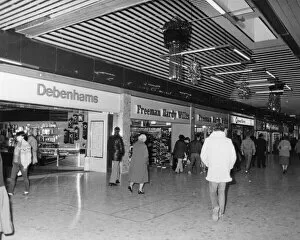 Images Dated 17th February 1983: Hill Street Centre, Middlesbrough, 17th February 1983. Debenhams and Freeman Hardy Willis