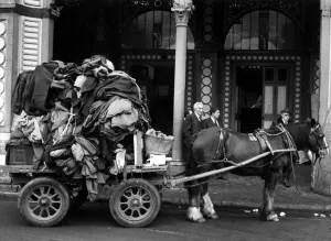 Horse and Cart. Street scene. November 1974 P004949 Horse and Cart. Street scene. November 1974 P004949